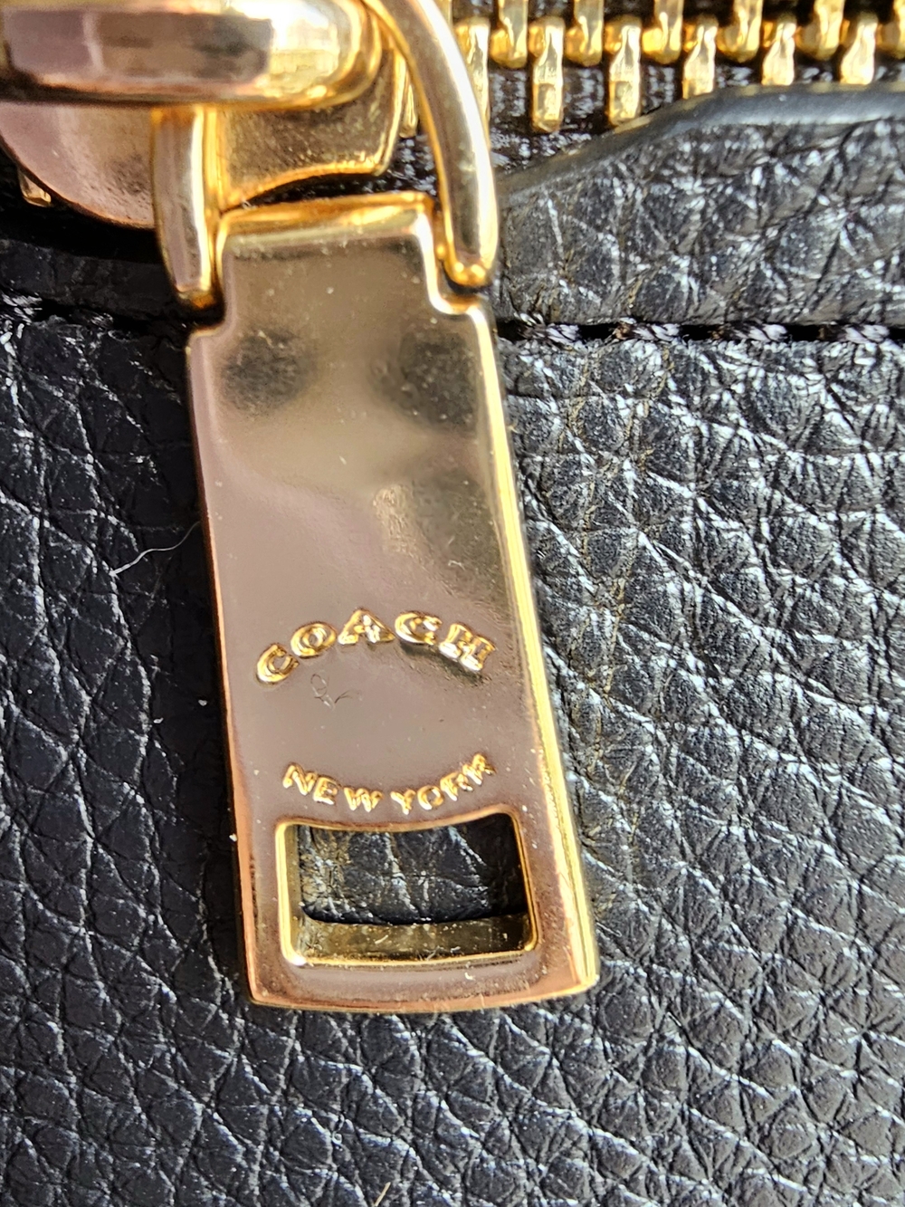 Coach Black Pebbled Leather Hobo with Gold Hardware - Picture 10 of 12